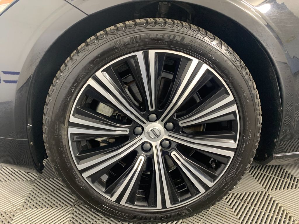 Used 2024 Volvo S90 B6 Sedan
