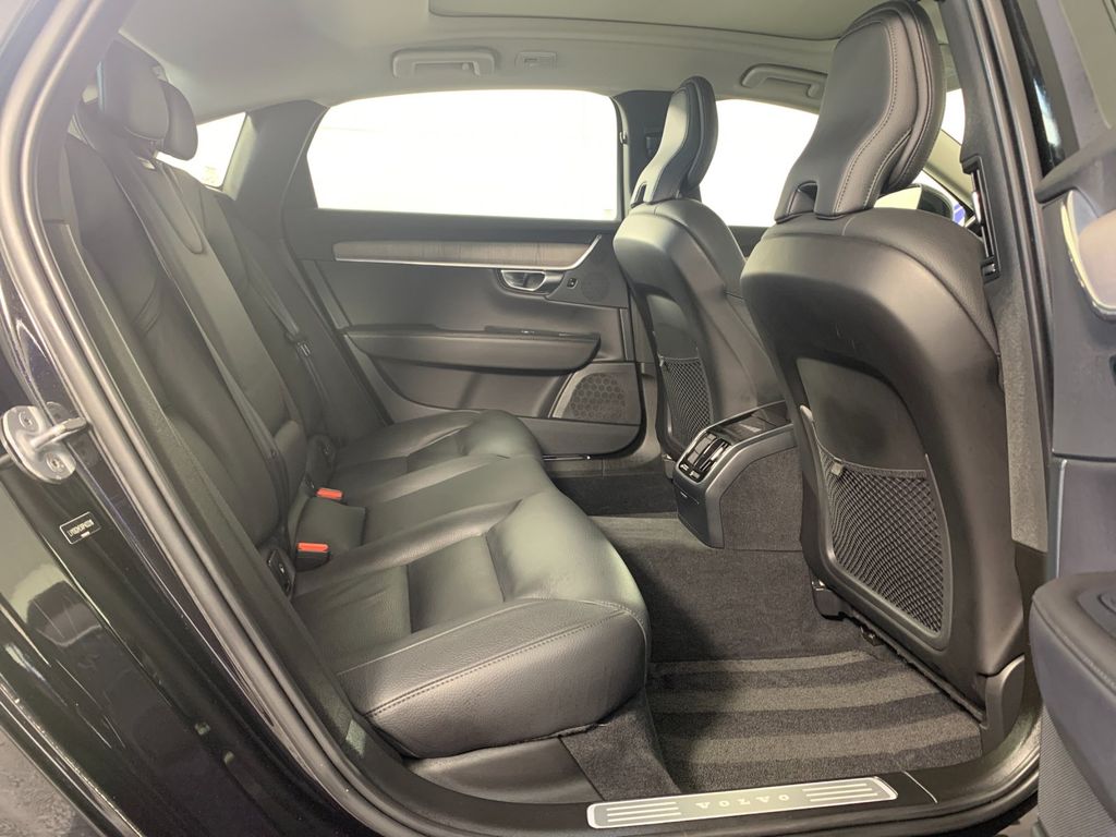 Used 2024 Volvo S90 B6 Sedan