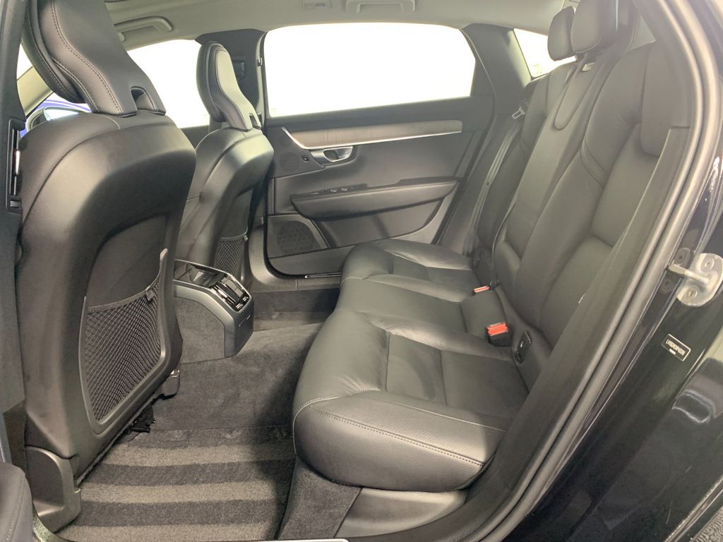 Used 2024 Volvo S90 B6 Sedan