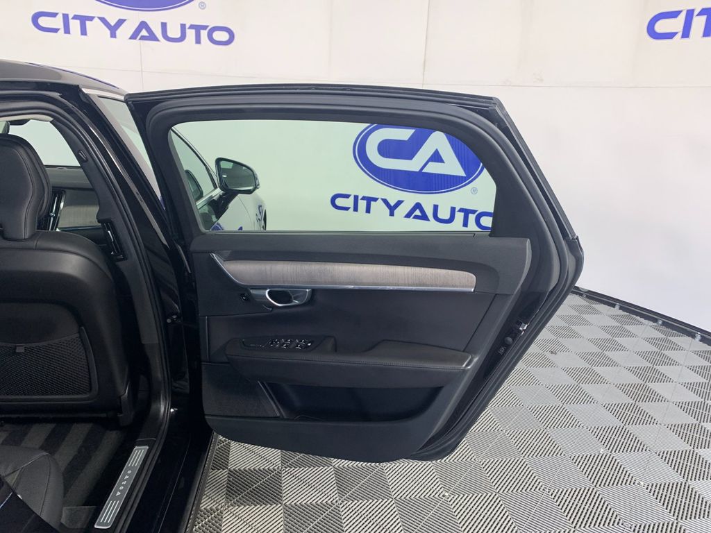 Used 2024 Volvo S90 B6 Sedan