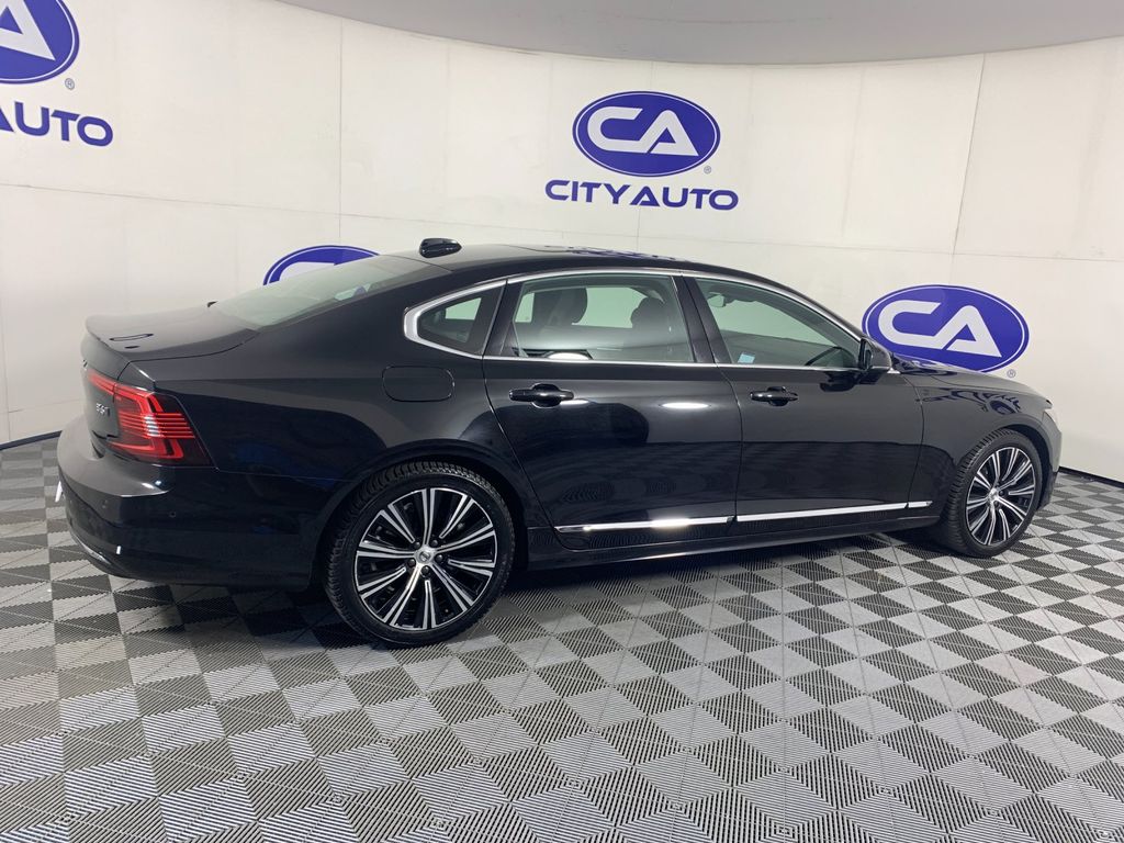 Used 2024 Volvo S90 B6 Sedan