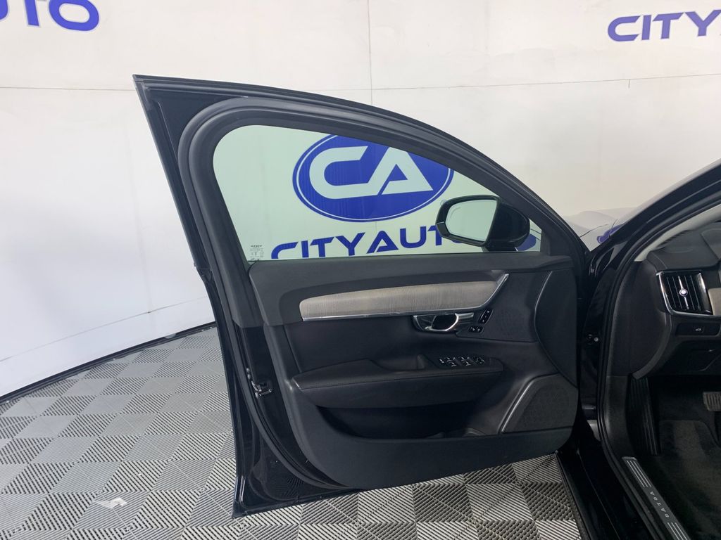 Used 2024 Volvo S90 B6 Sedan