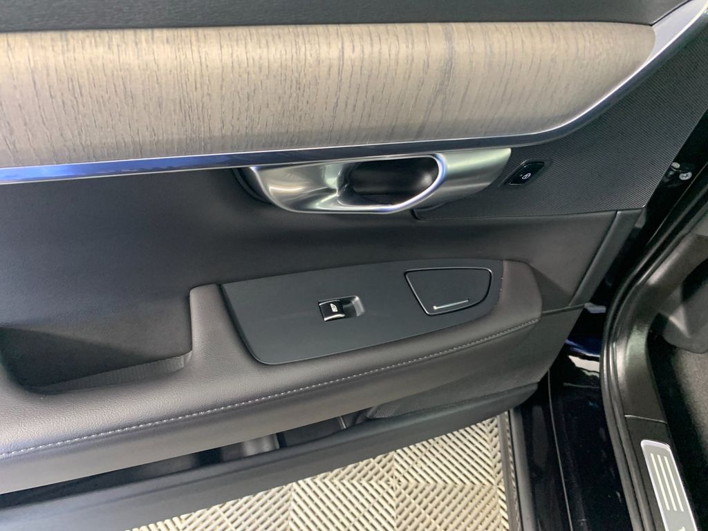 Used 2024 Volvo S90 B6 Sedan