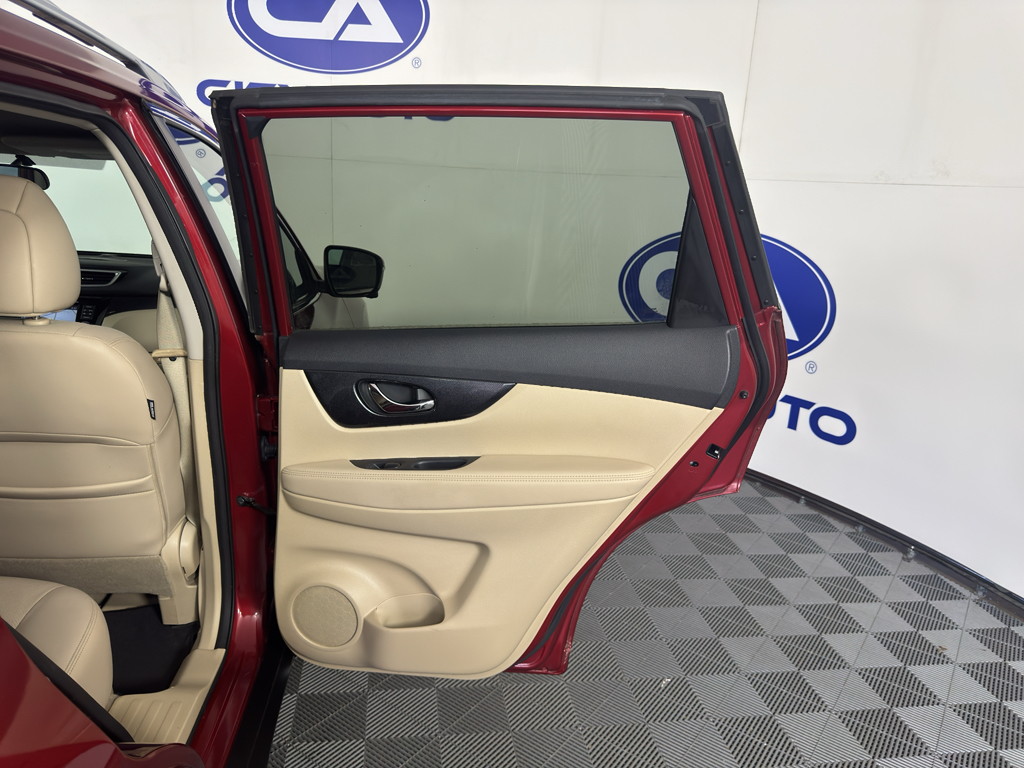Used 2015 Nissan Rogue SUV