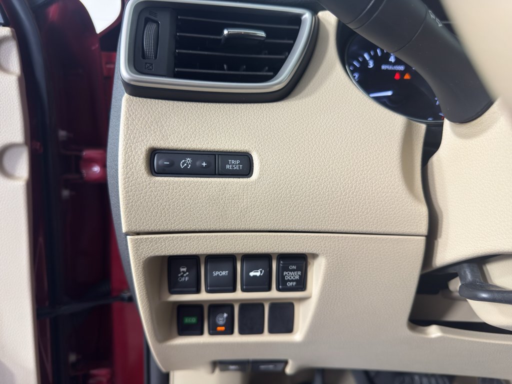 Used 2015 Nissan Rogue SUV