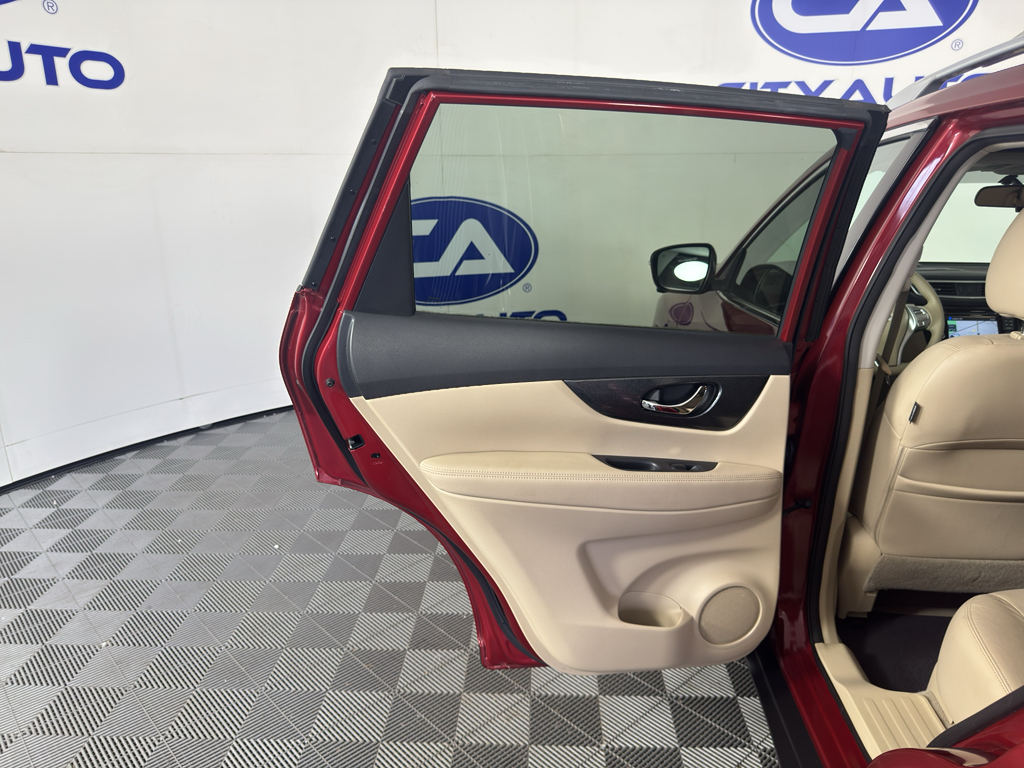 Used 2015 Nissan Rogue SUV