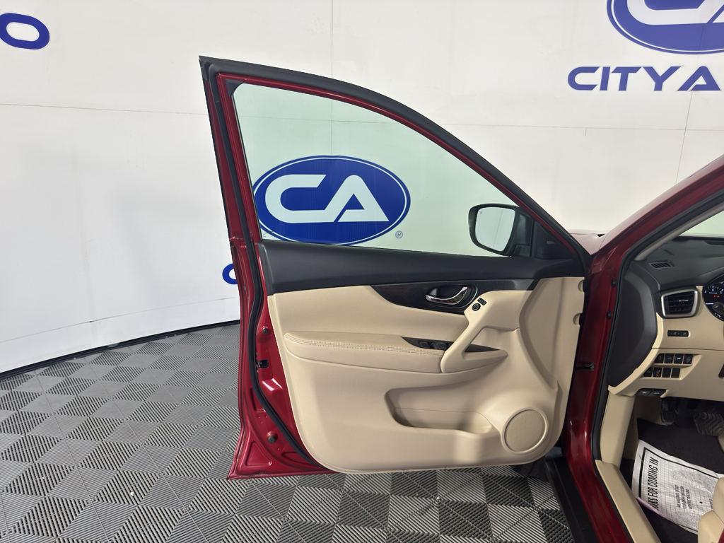 Used 2015 Nissan Rogue SUV