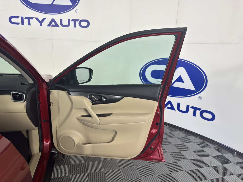 Used 2015 Nissan Rogue SUV