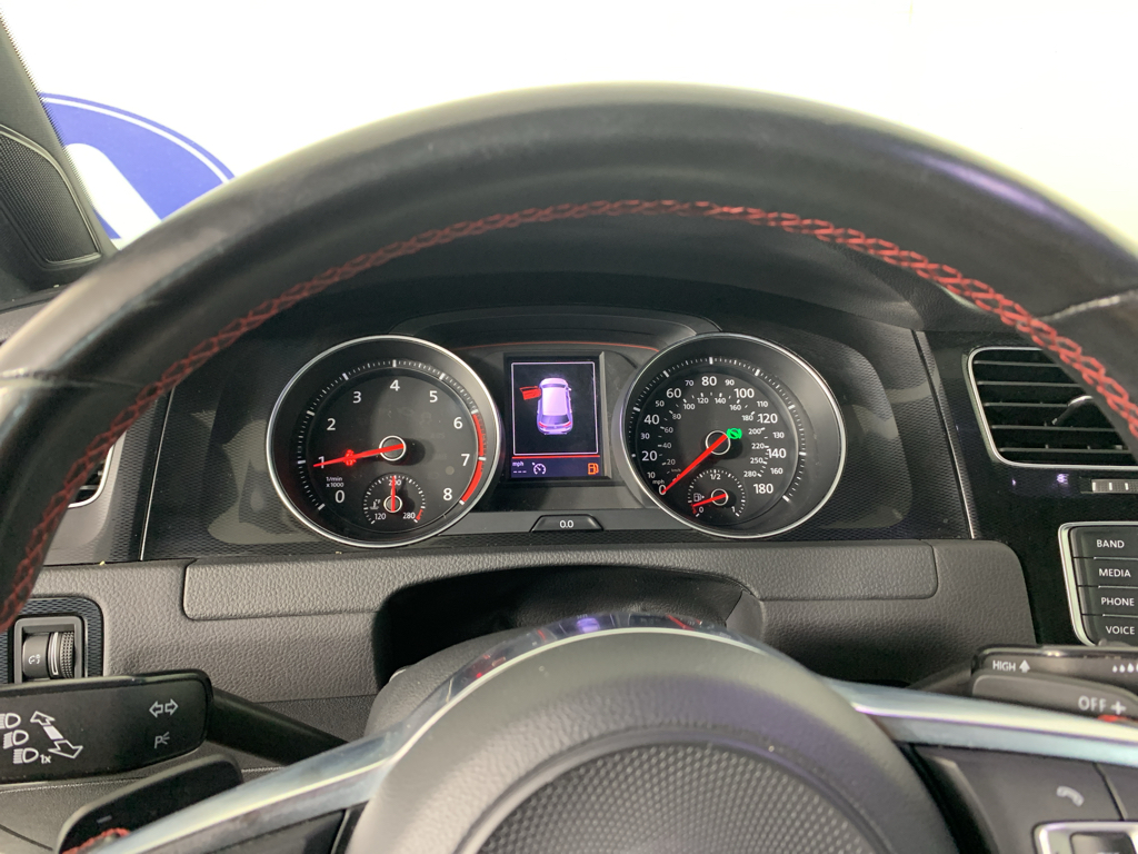 Vehicle photo 22