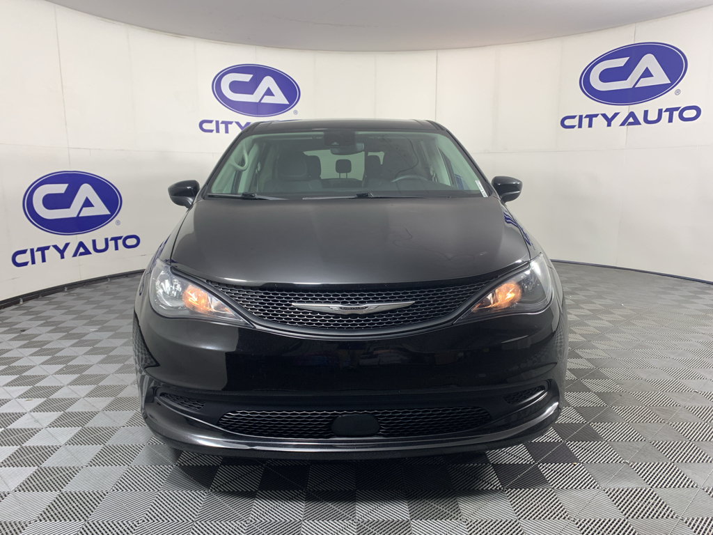 Used 2024 Chrysler Voyager Van