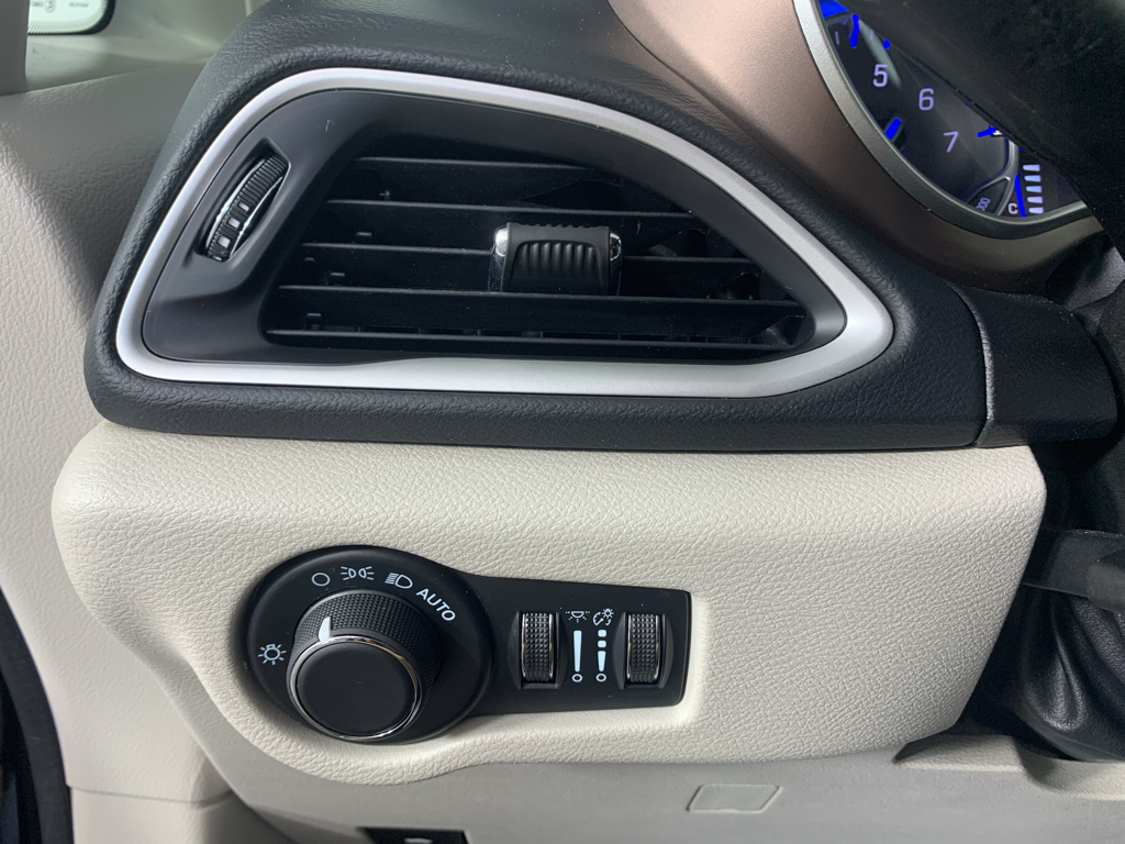 Used 2024 Chrysler Voyager Van