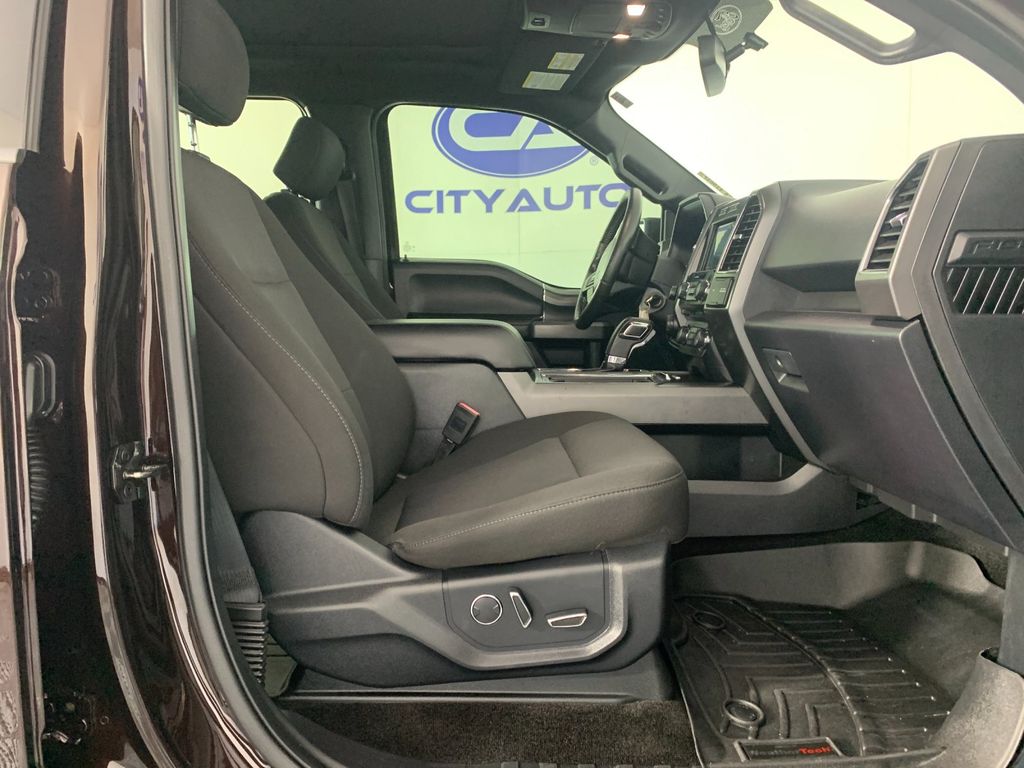 Vehicle photo 38