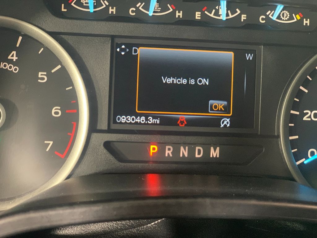 Vehicle photo 21