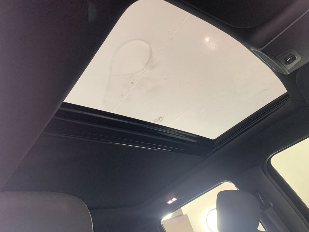 Vehicle photo 39