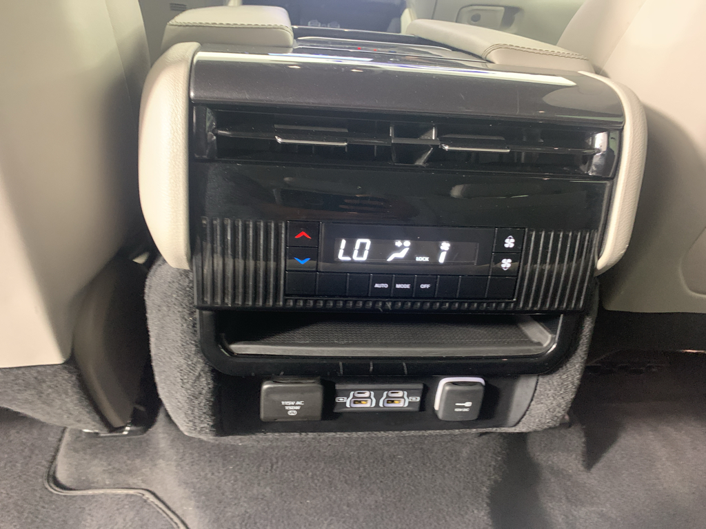 Used 2024 Jeep Wagoneer L SUV