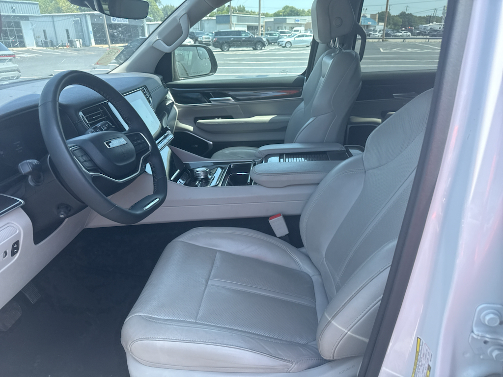 Used 2024 Jeep Wagoneer L SUV