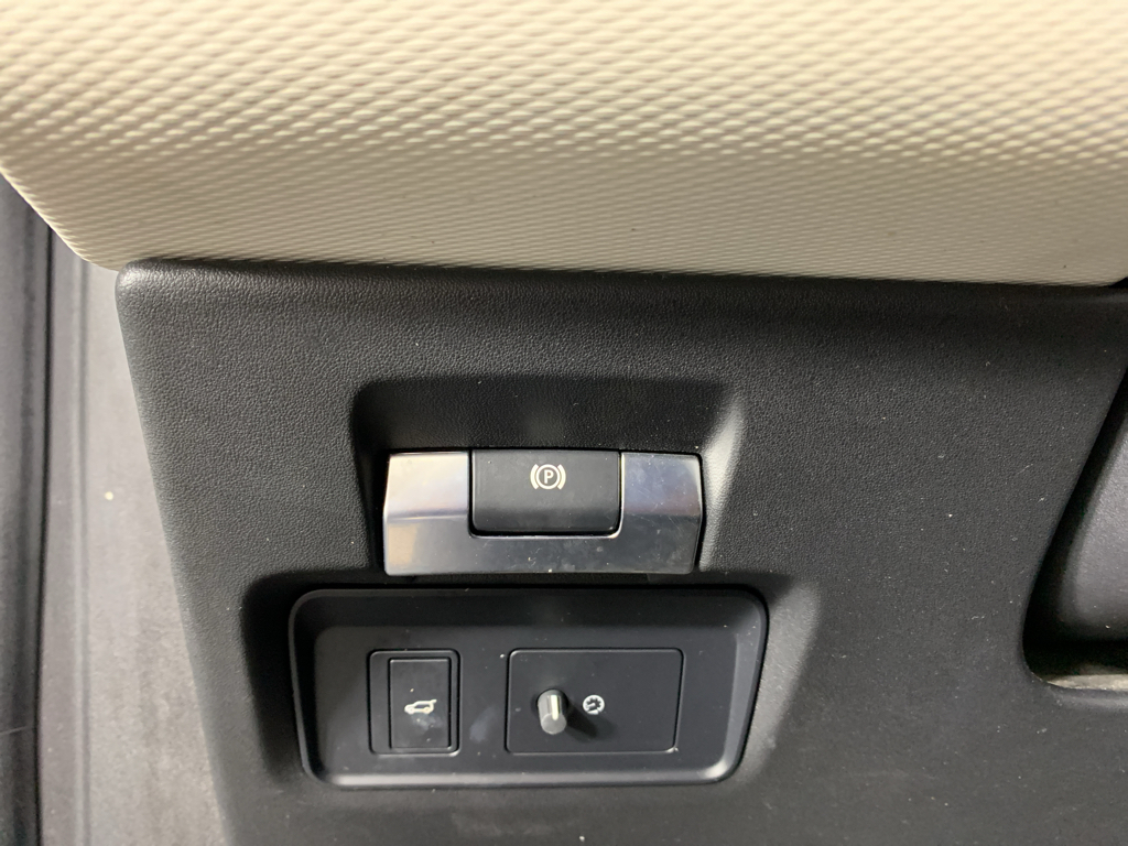 Used 2020 Land rover Discovery Sport SUV