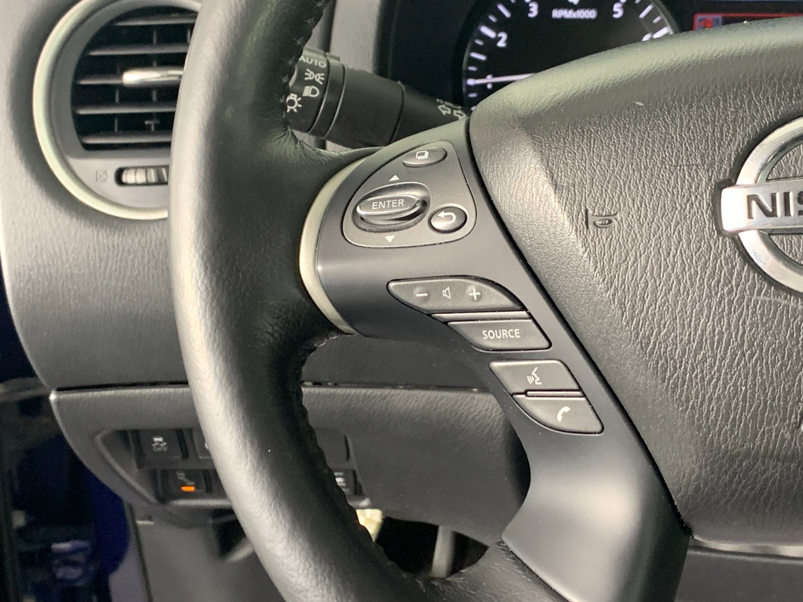 Used 2020 Nissan Pathfinder SUV