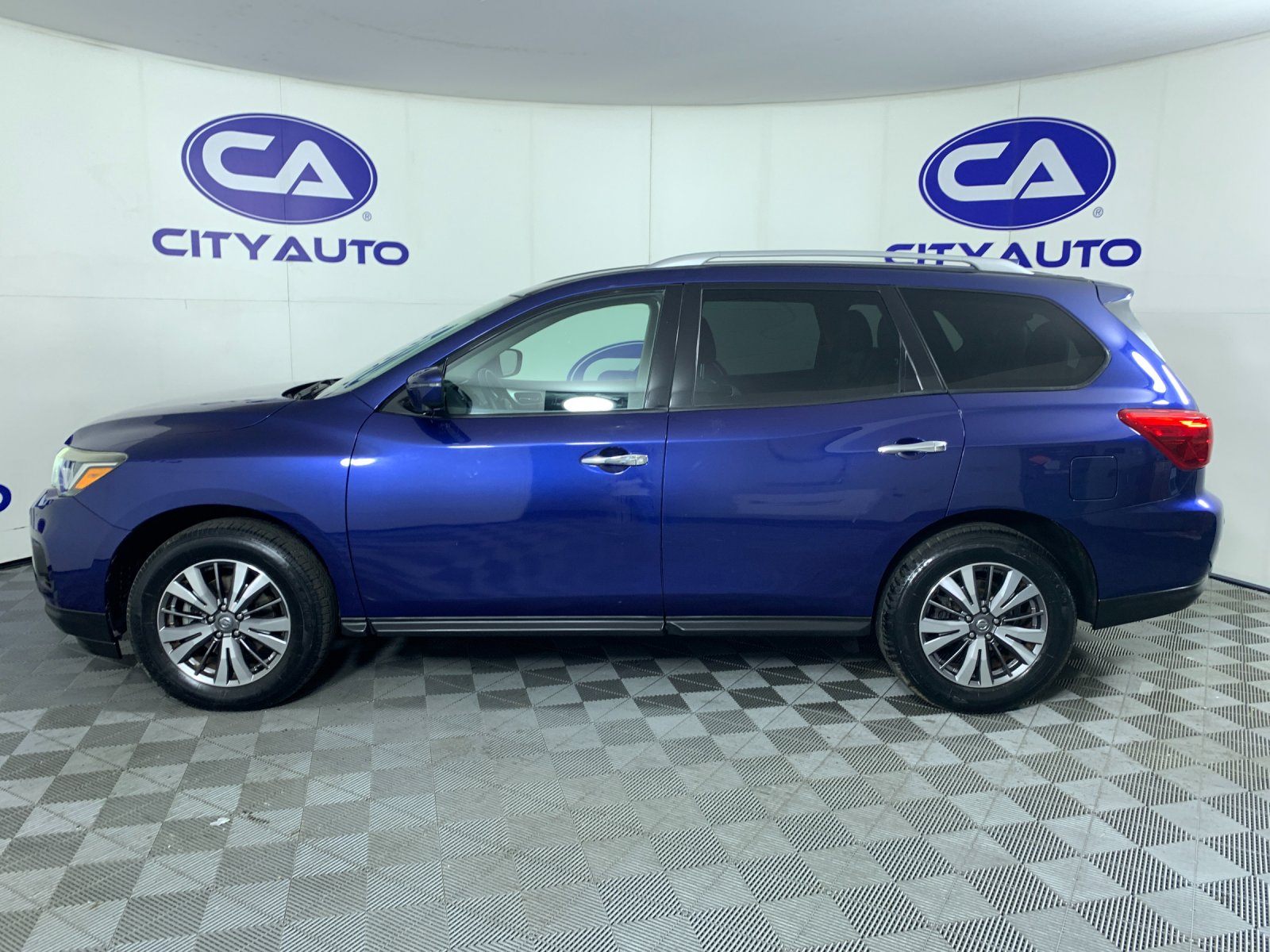 Used 2020 Nissan Pathfinder SUV