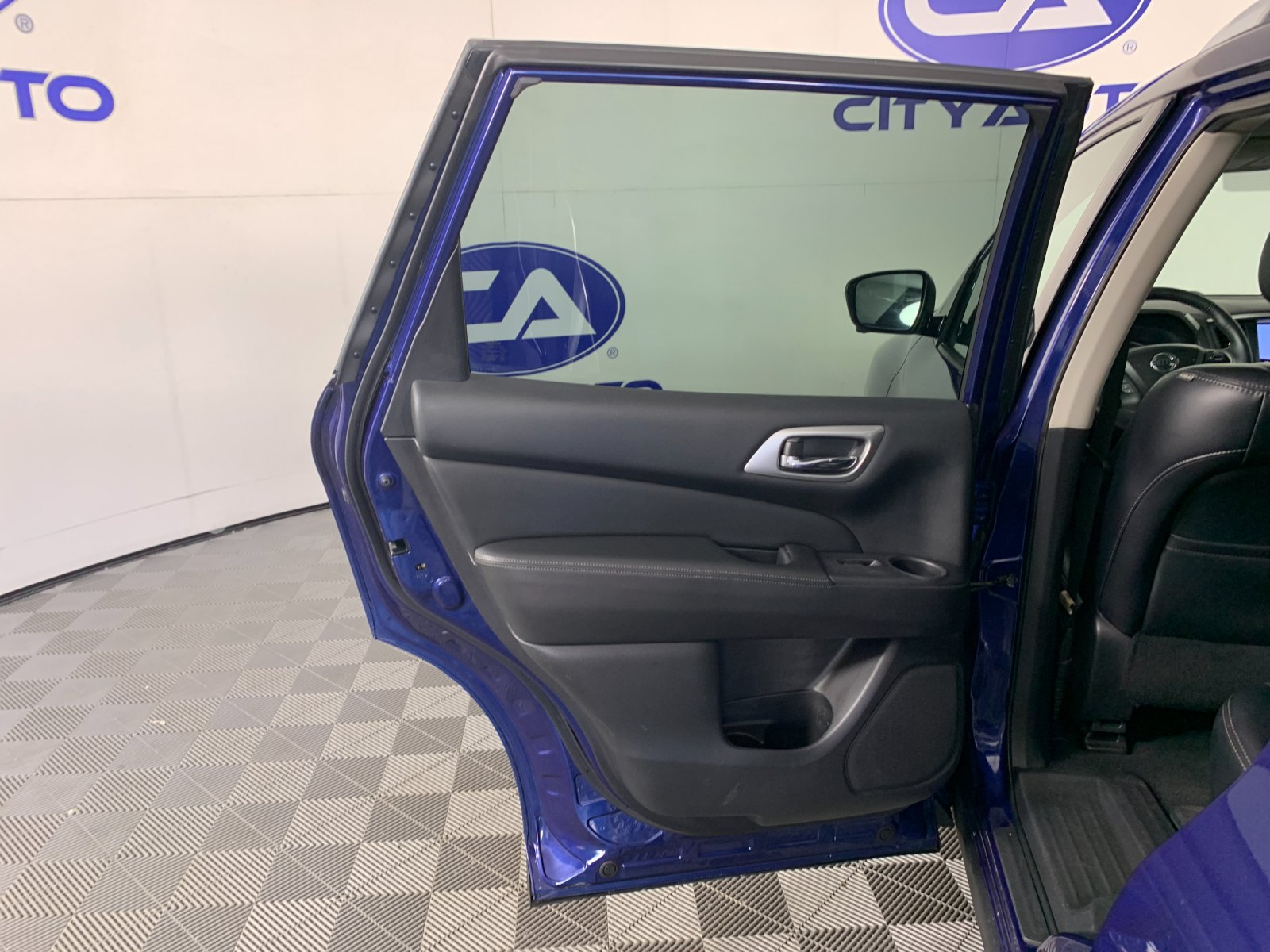 Used 2020 Nissan Pathfinder SUV