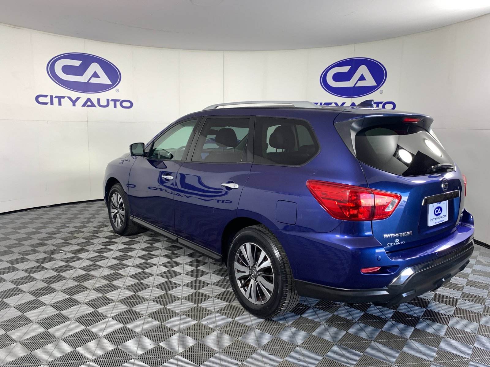 Used 2020 Nissan Pathfinder SUV