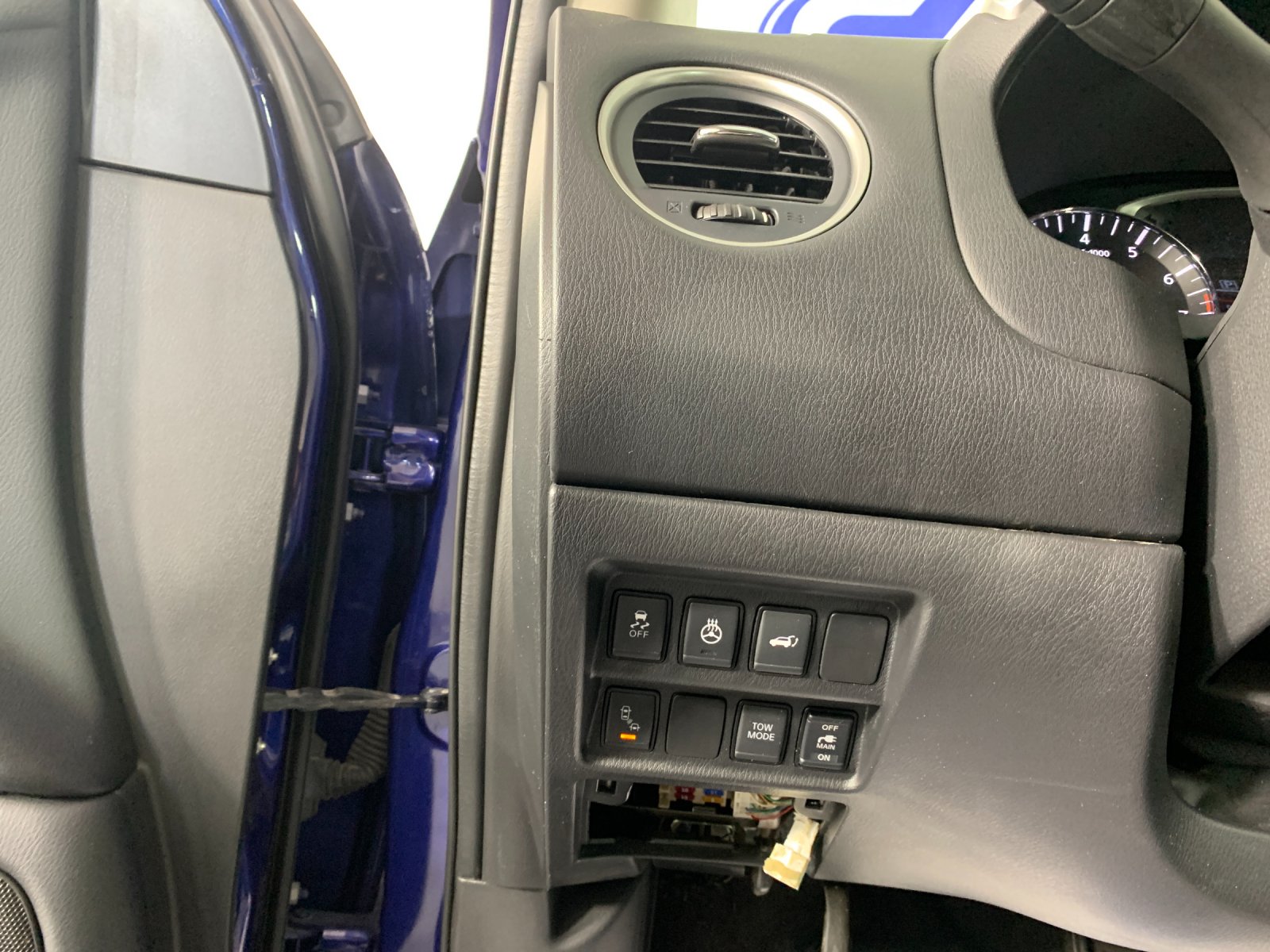 Used 2020 Nissan Pathfinder SUV