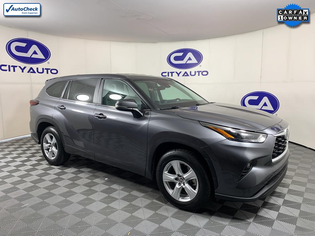 Vehicle photo 1