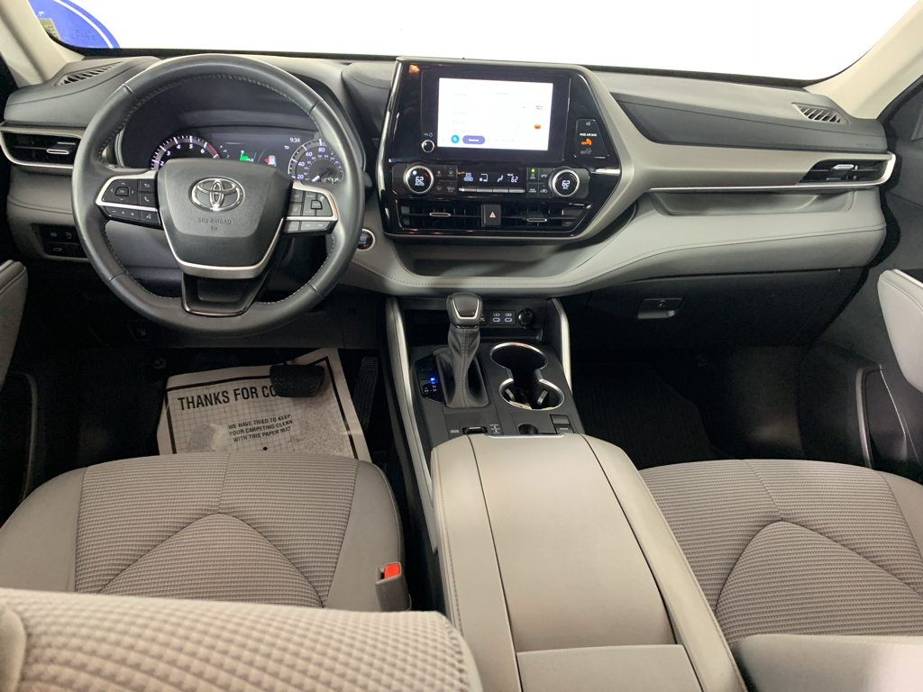 Vehicle photo 33