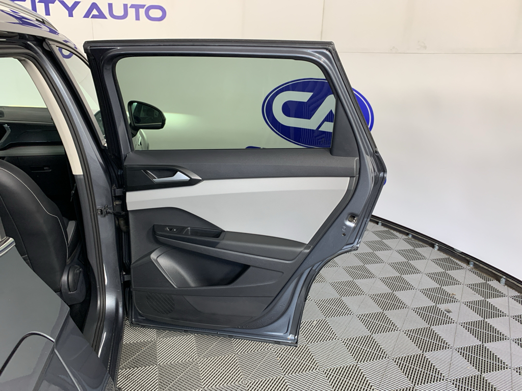 Used 2022 Volkswagen Taos SUV