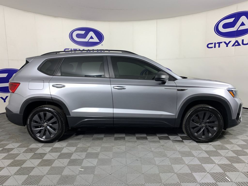 Used 2024 Volkswagen Taos SUV