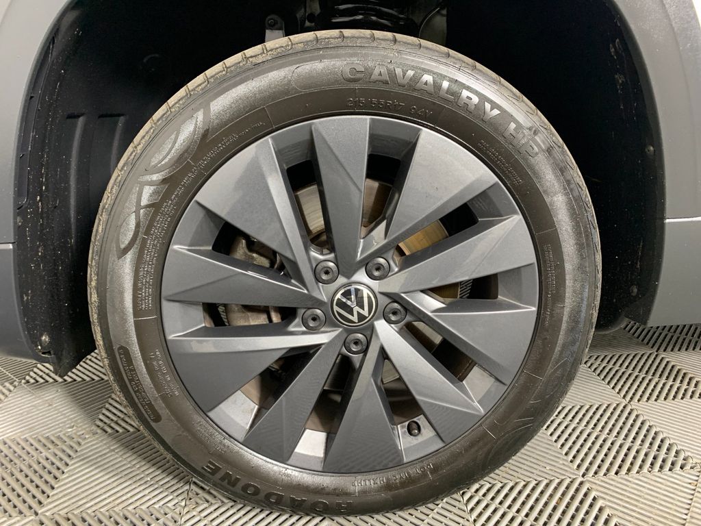 Used 2024 Volkswagen Taos SUV