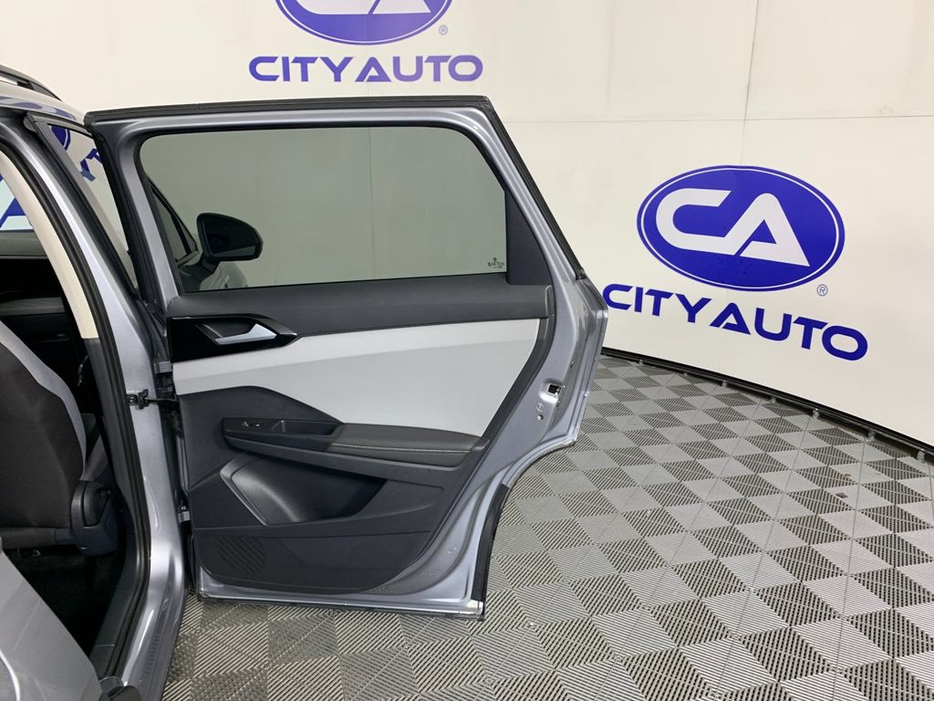 Used 2024 Volkswagen Taos SUV