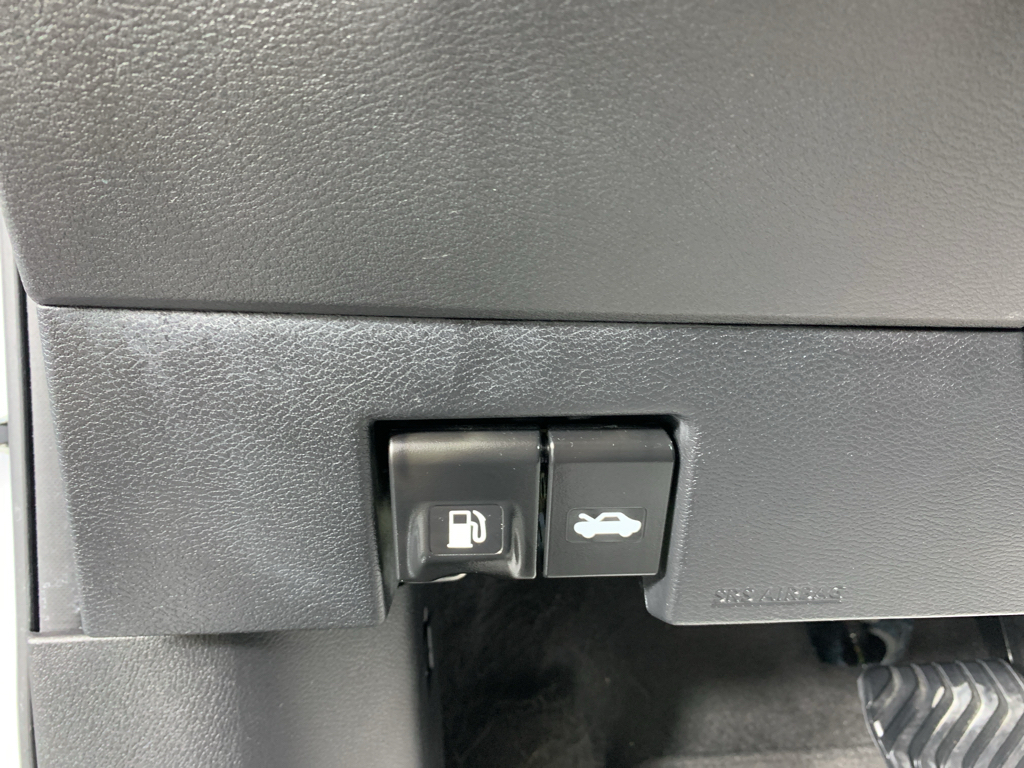 Used 2021 Nissan Kicks SUV
