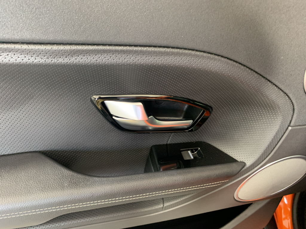 Vehicle photo 31