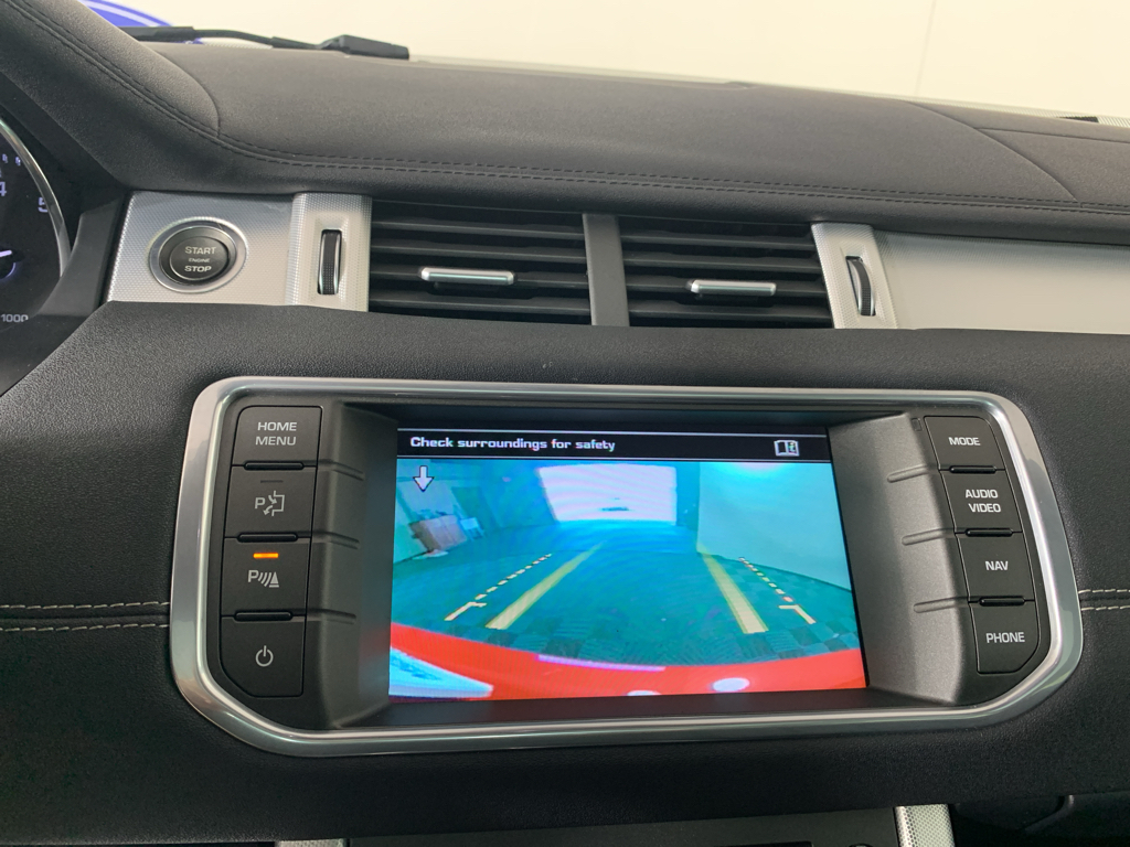 Vehicle photo 26