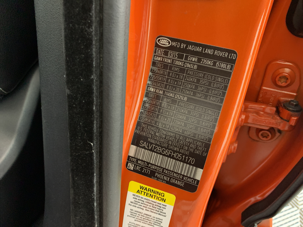 Vehicle photo 12