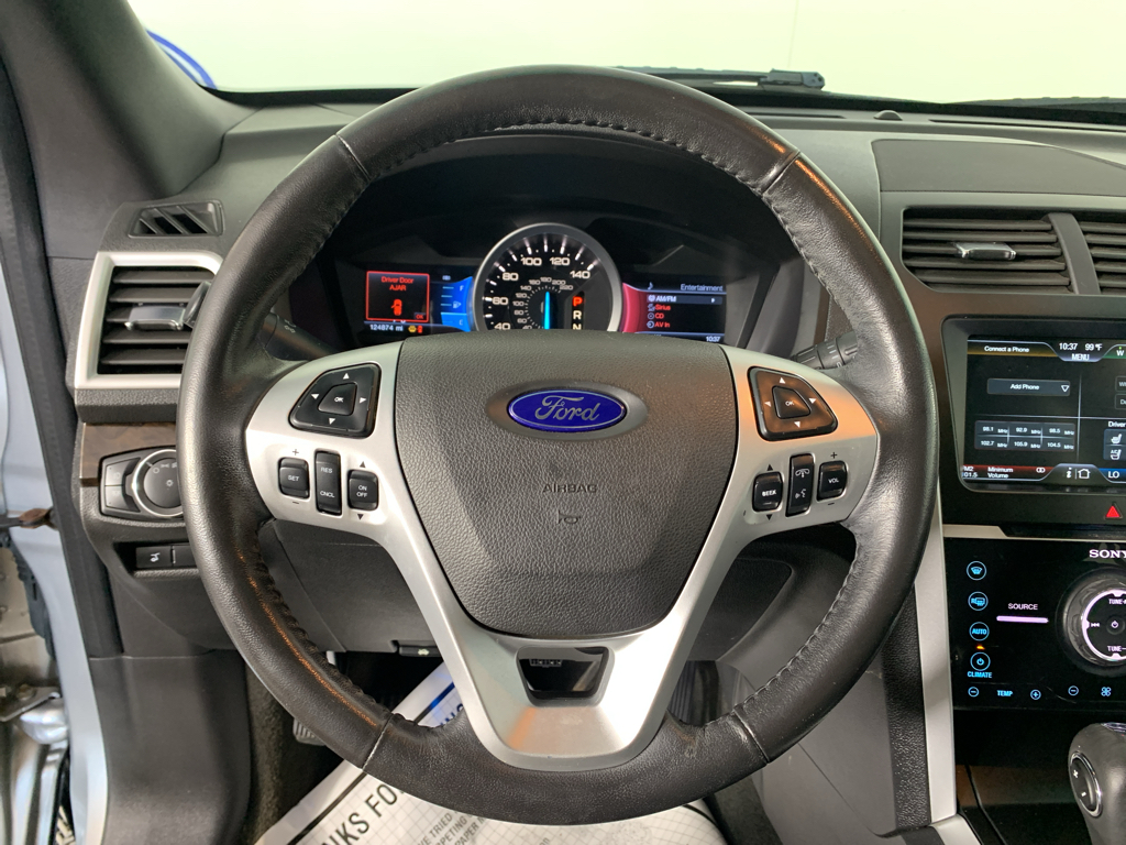 Vehicle photo 21