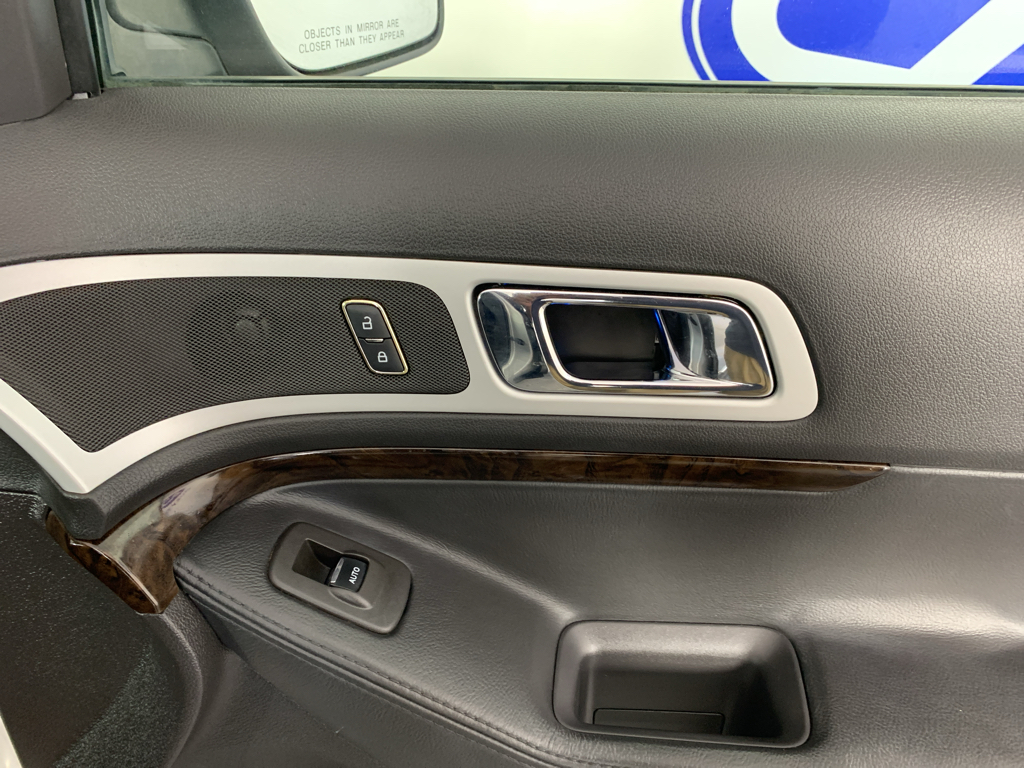 Vehicle photo 39
