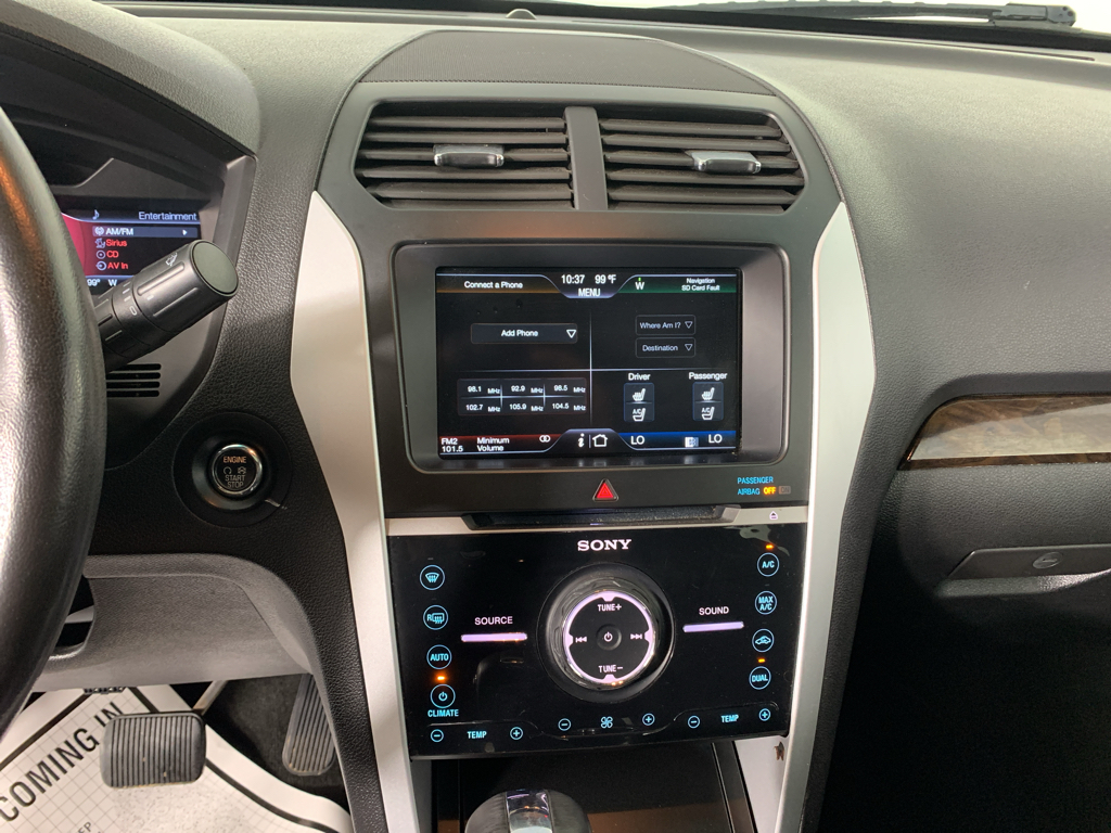 Vehicle photo 25