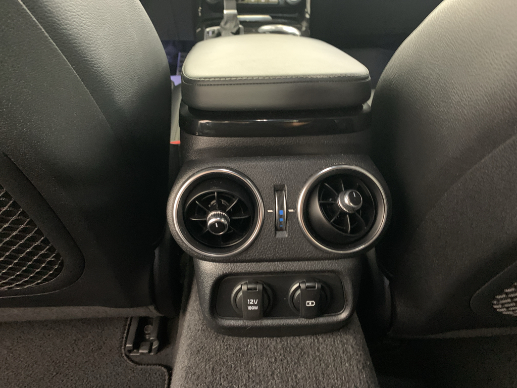 Used 2022 Kia Stinger Sedan
