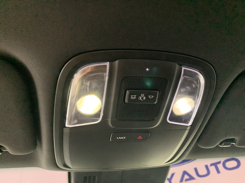 Used 2022 Kia Stinger Sedan