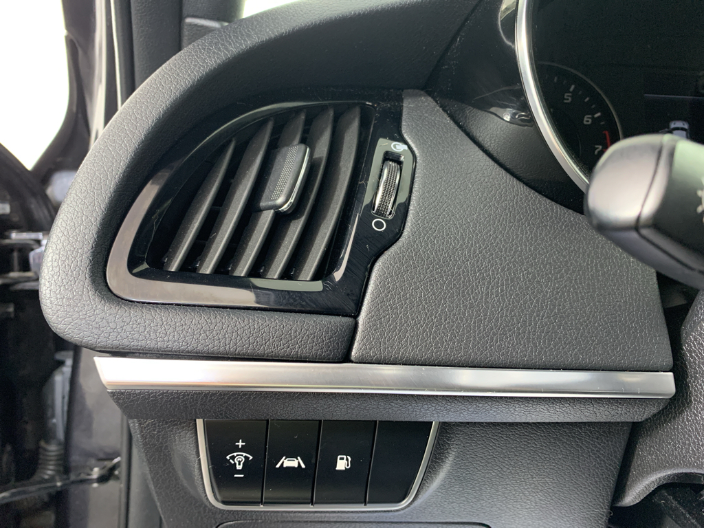Used 2022 Kia Stinger Sedan