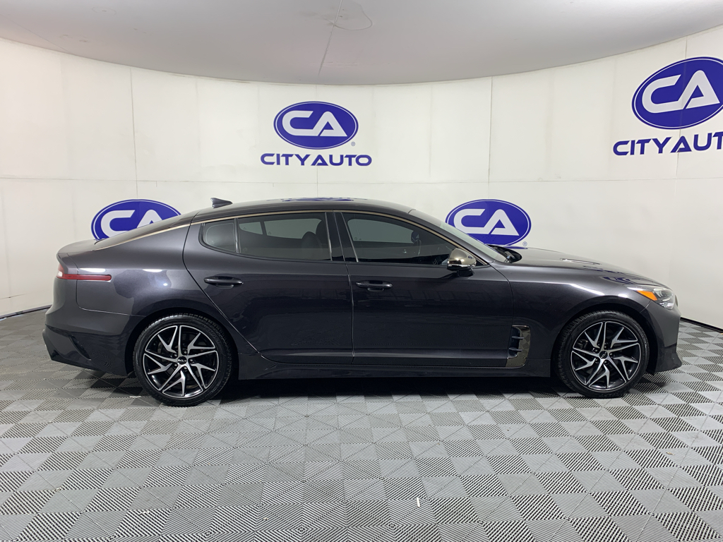 Used 2022 Kia Stinger Sedan
