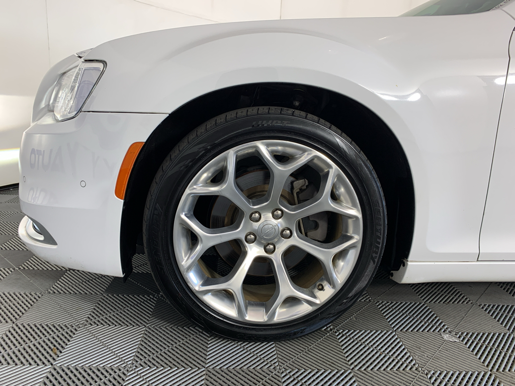 Used 2018 Chrysler 300C Sedan