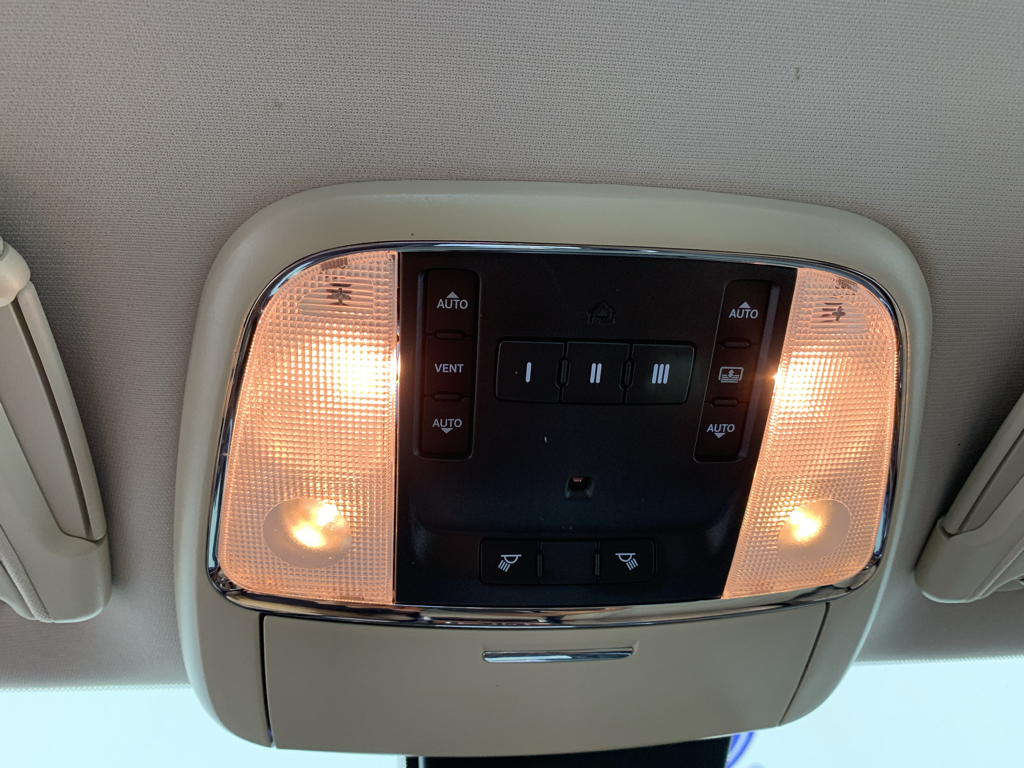 Used 2018 Chrysler 300C Sedan