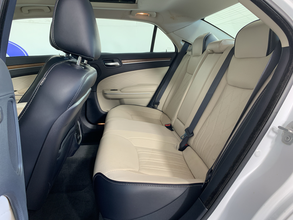 Used 2018 Chrysler 300C Sedan