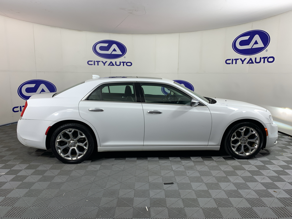 Used 2018 Chrysler 300C Sedan