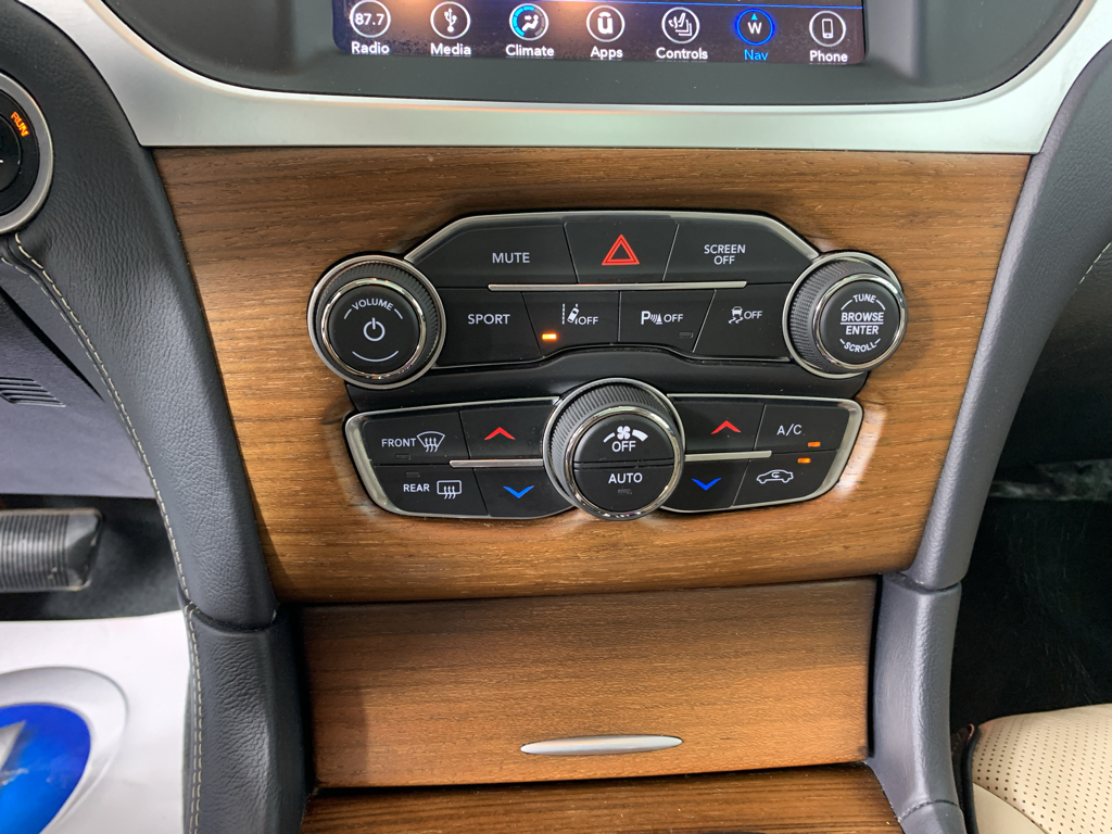 Used 2018 Chrysler 300C Sedan