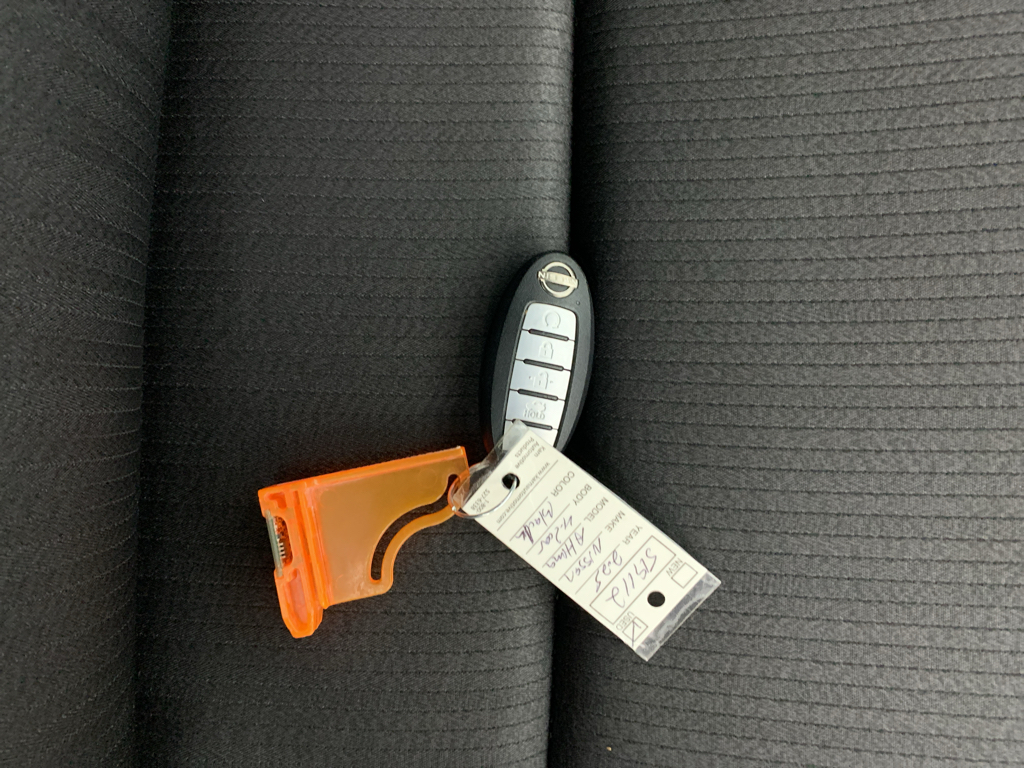 Vehicle photo 40