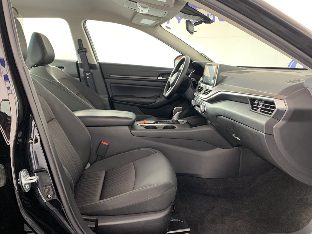 Vehicle photo 39